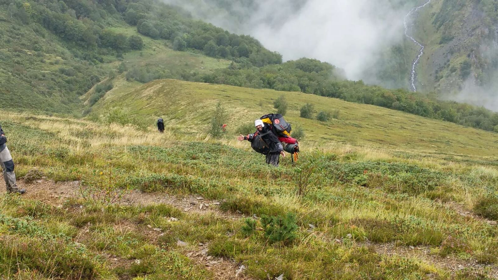 Transport du matériel jusqu'au camp de base